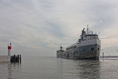 Cuyahoga; reversing out of Kingsville harbour