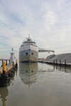 Cuyahoga; unloading at Southwestern