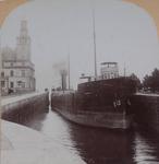 Steamer Entering Old Lock. "Soo"