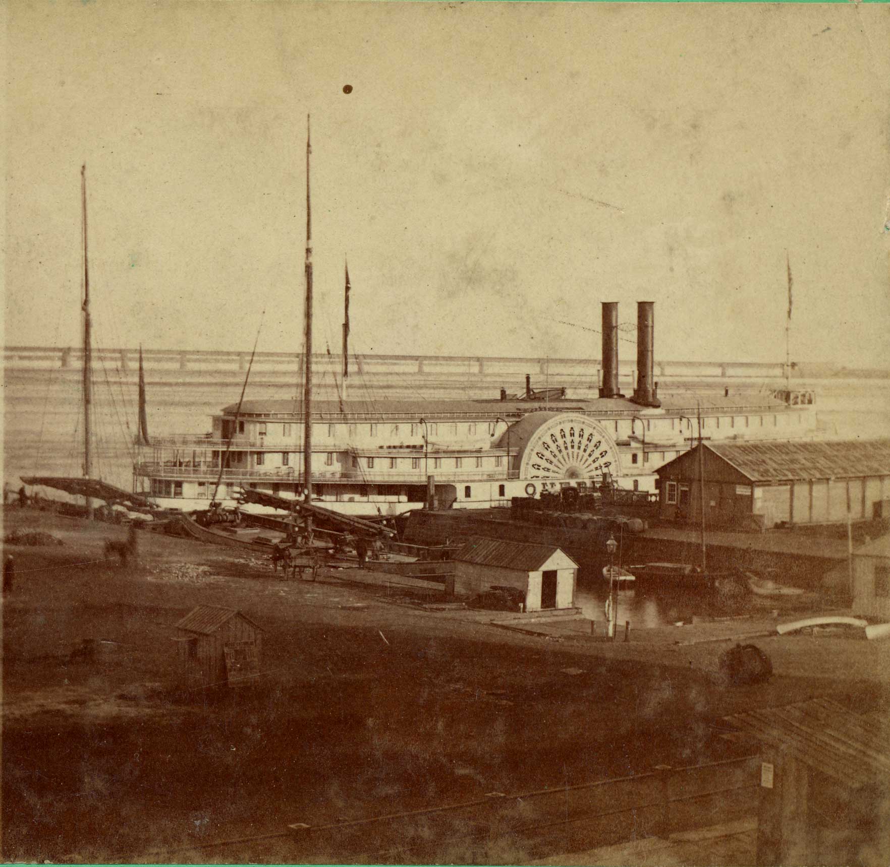 Steamer Quebec -- Montreal