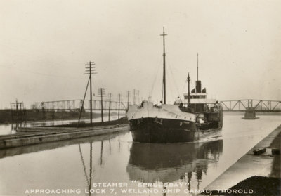 Steamer &quot;Sprucebay&quot; approaching Lock 7, Welland Ship Canal, Thorold