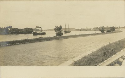 Rapide Plat canal near Morrisburg