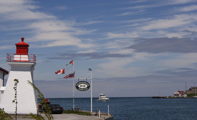 Front range light at Niagara-on-the-Lake