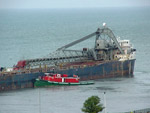 SARAH SPENCER aground at Windsor, mid-afternoon, 30 September 2008 with the tug SUPERIOR