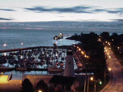 JANE ANN IV and SARAH SPENCER off loading at Windsor, dawn, 2 Oct 2008