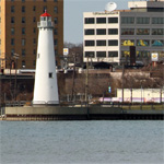 Detroit River waterfront panorama; from Tri-Centennial Lighthouse to MacArthur Bridge (Belle Isle)